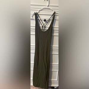 No brand tag Olive Green Sleeveless Dress size Small